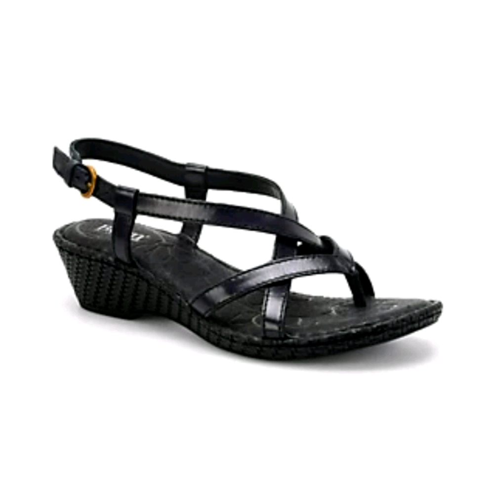 New born wedge sandals (in box - nwt)